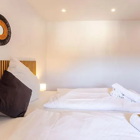 Сasa de vacaciones Townhaus-rhens 8 Schlafzimmer, Sauna, Weinkeller, Fotostudio, Hunde Willkommen *