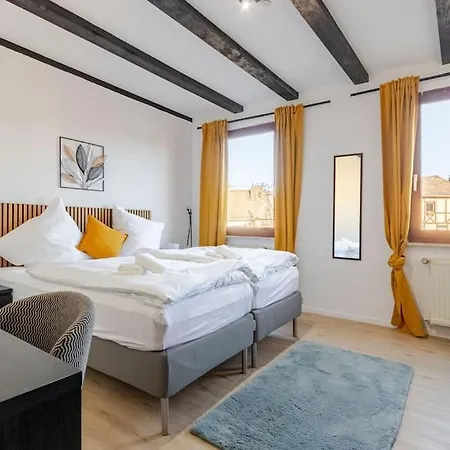 Сasa de vacaciones Townhaus-rhens 8 Schlafzimmer, Sauna, Weinkeller, Fotostudio, Hunde Willkommen *